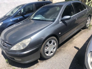 Peugeot 607